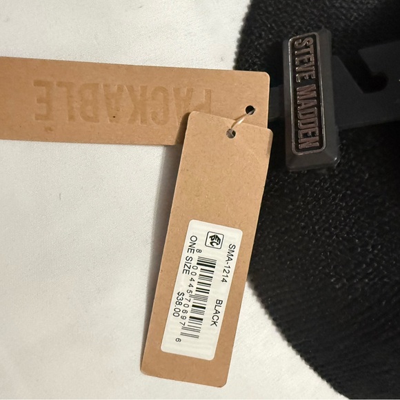 Steve Madden Women's Jane Packable Molded Bucket Hat NWT - Picture 2 of 4